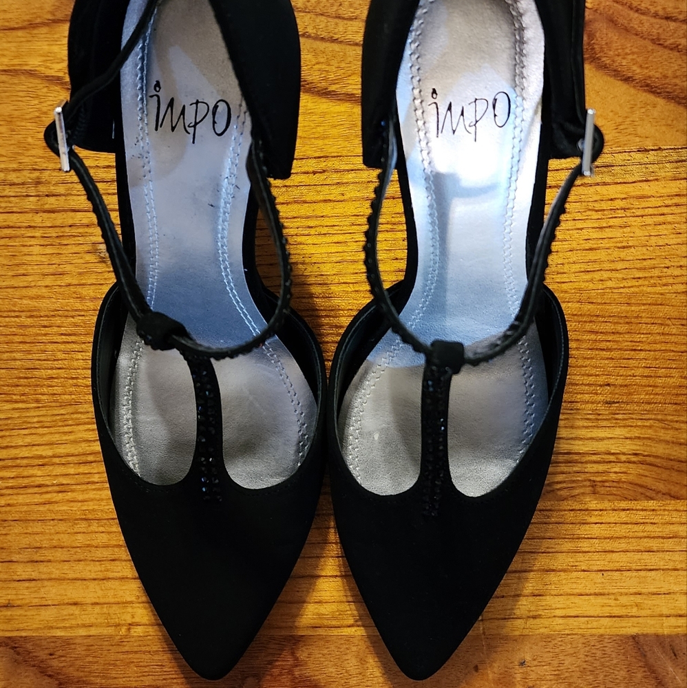 IMPO HEELS NWOT.